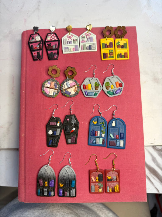 Jan 26 - Bookshelf Dangles